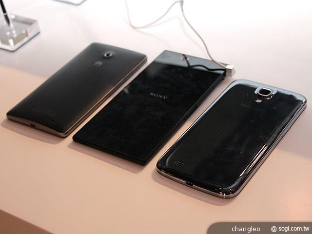 6吋智慧機 索尼Z Ultra、華為Mate、三星MEGA 你愛哪一款？