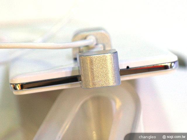 Vivo Y19t自拍手機 前置5MP+閃光燈【MAE 2013】