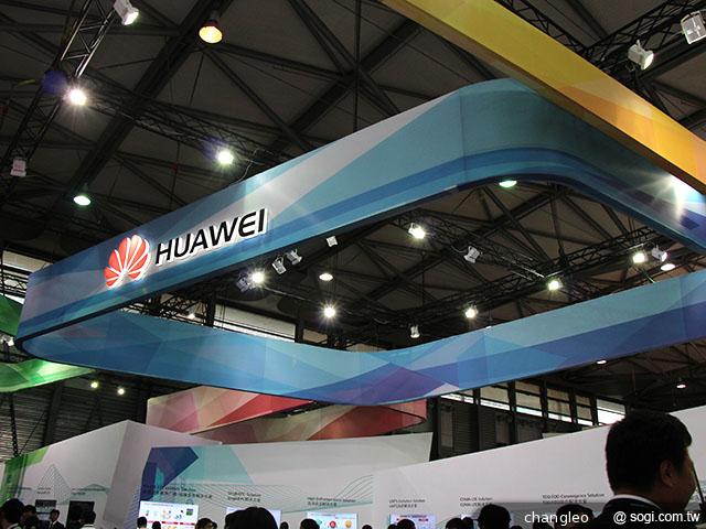 華為展出超薄手機Ascend P6與多款旗艦機【MAE 2013】