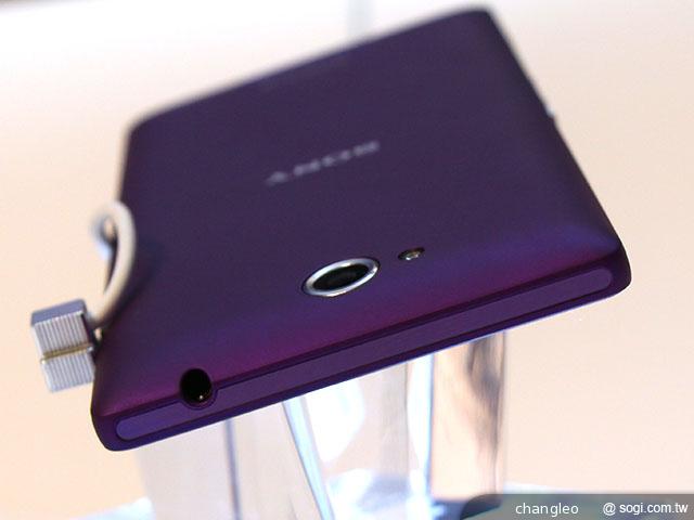索尼5吋雙卡機Xperia C 主打自拍語音導引