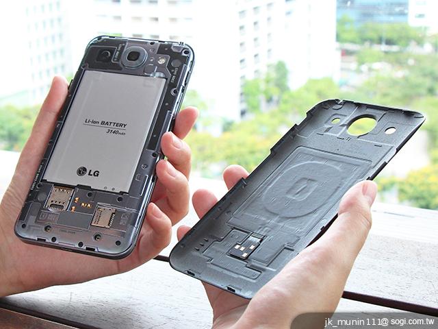 LG Optimus G Pro 大視野、智慧操作新體驗