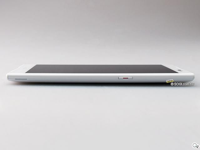 Pantech Vega N°6實測(一) 5.9吋外觀、高通四核效能