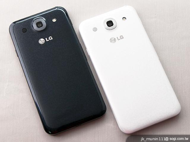 5.5吋FHD大螢幕、樂金旗艦機皇Optimus G Pro