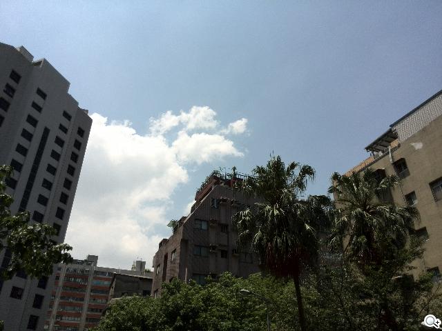 追求極致輕薄的智慧手機 華為Ascend P6詳測