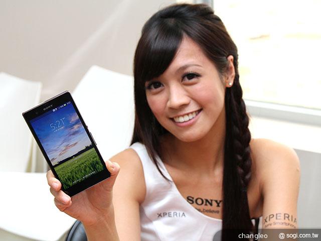 Sony Xperia防水手機檢測維修流程 直擊揭密! Sony Xperia防水手機檢測維修流程 直擊揭密!
