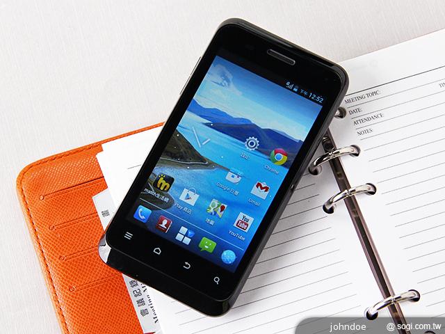 三千有找！TWM Amazing A4精省智慧機