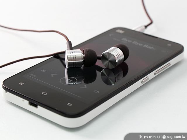 高貴不貴的小米活塞耳機 獨特收納設計不惱人