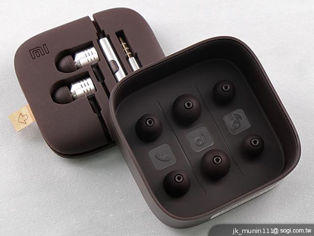 高貴不貴的小米活塞耳機 獨特收納設計不惱人