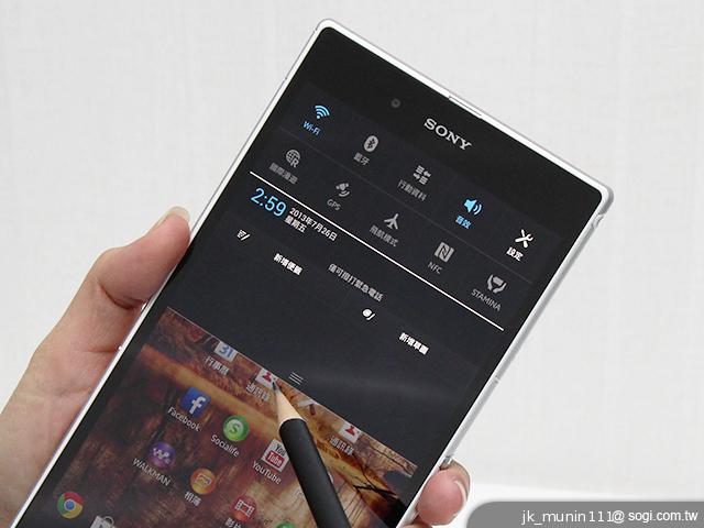 【外觀、效能】6.4吋疾速大視野 Sony Xperia Z Ultra