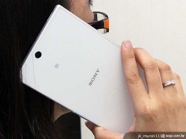 【外觀、效能】6.4吋疾速大視野 Sony Xperia Z Ultra