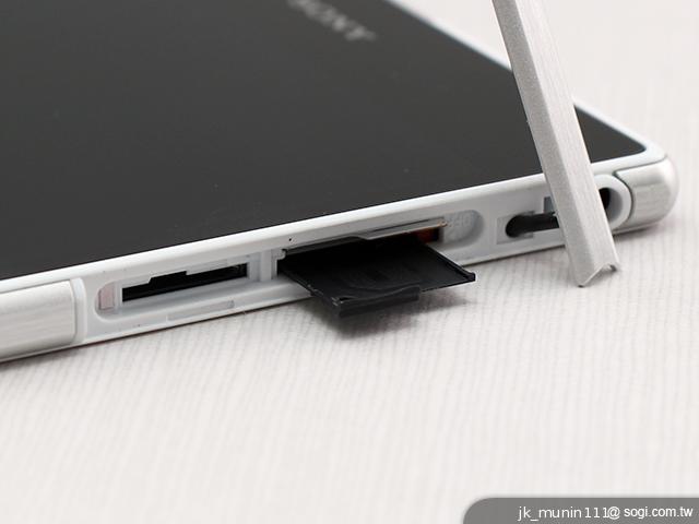 【外觀、效能】6.4吋疾速大視野 Sony Xperia Z Ultra