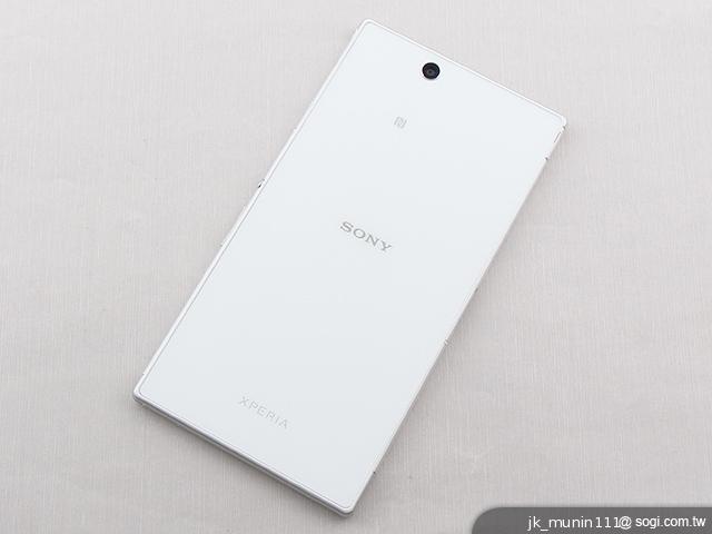 【外觀、效能】6.4吋疾速大視野 Sony Xperia Z Ultra