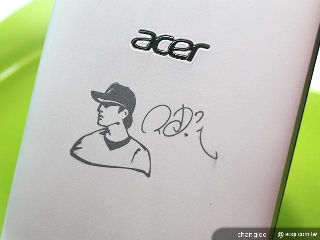 5.7吋王建民手機Acer Liquid S1 支援雙卡 中華獨賣