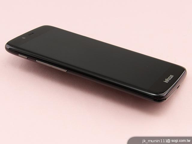 InFocus IN810平價級中高階智慧機 支援4G多頻段