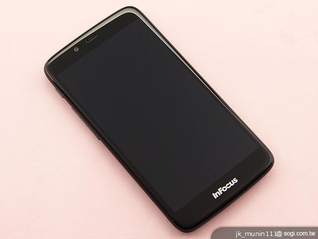 InFocus IN810平價級中高階智慧機 支援4G多頻段