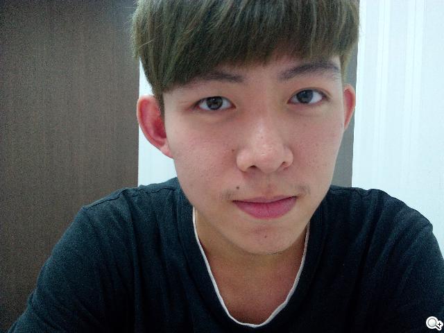 具大電量的平價6.1吋四核手機 InFocus IN610