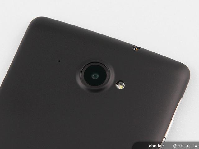 王建民加持！5.7吋、雙卡手機Acer Liquid S1