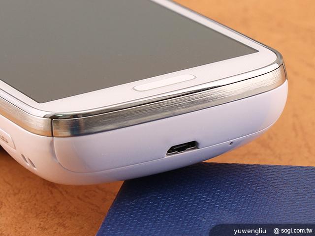 SAMSUNG S4 Zoom外型設計、實拍效果全測試