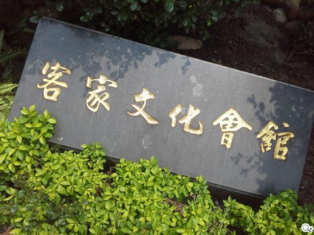 三星GALAXY Tab 3 8.0 七吋體積享受八吋視野