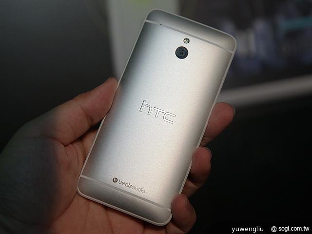 HTC One mini單機15900 四電信同推資費