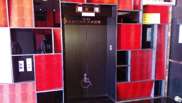 HTC One mini單機15900 四電信同推資費