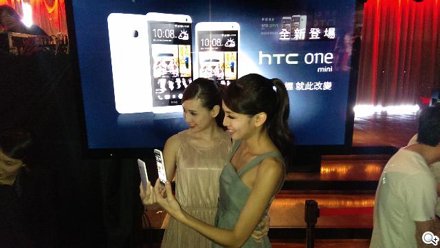 HTC One mini單機15900 四電信同推資費