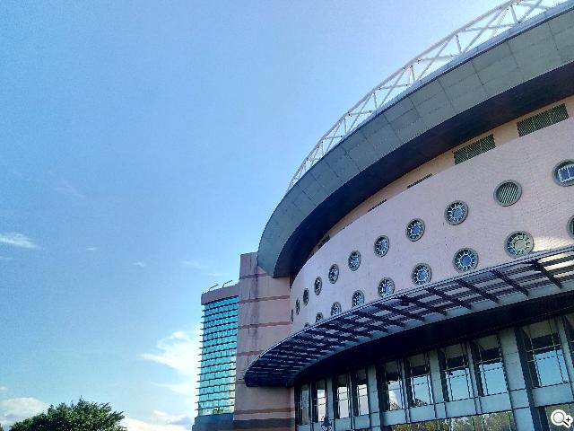 G-PLUS E6輕薄智慧機 配備MTK四核+2GB記憶體