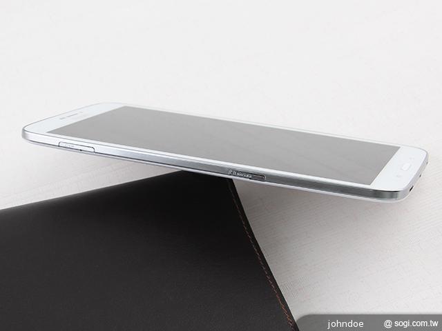 三星GALAXY Tab 3 8.0 七吋體積享受八吋視野
