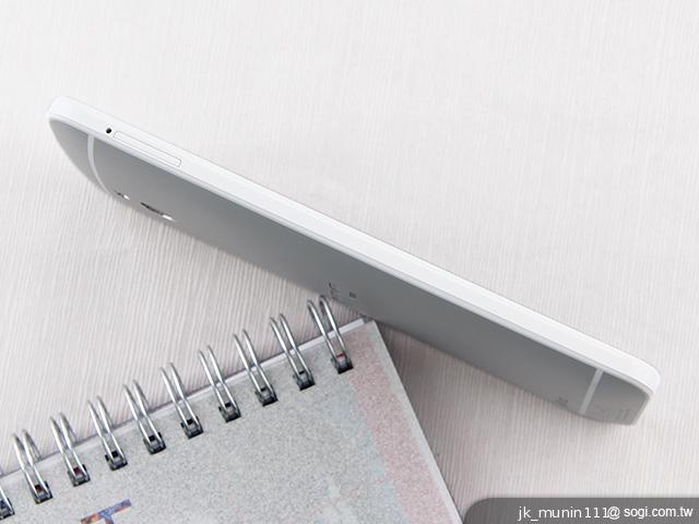 HTC One mini 旗艦功能 微縮迷你身型