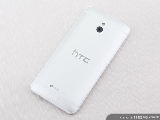 HTC One mini 旗艦功能 微縮迷你身型