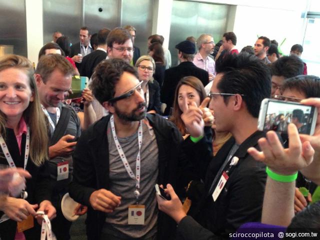 MOTO X推出 象徵Google硬體產品策略新方向 MOTO X推出 象徵Google硬體產品策略新方向