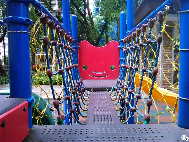 支援NFC的雙核入門潮機 Sony Xperia M