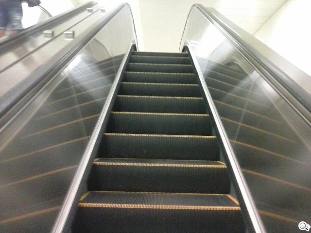 3.8吋小巧智慧機 LG Optimus L4 II E440