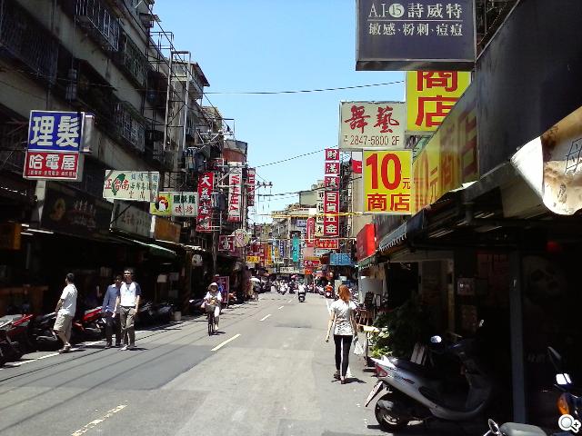 3.8吋小巧智慧機 LG Optimus L4 II E440