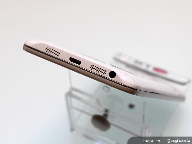 LG G2旗艦機登台體驗 9月底推預購、10月開賣