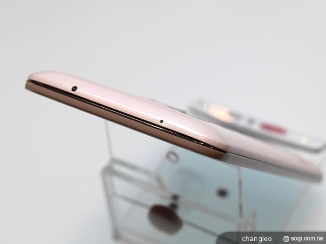 LG G2旗艦機登台體驗 9月底推預購、10月開賣