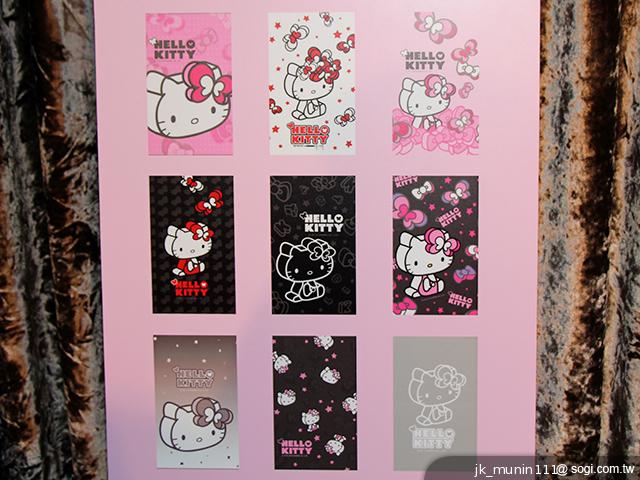 宏達電、長榮航合推Butterfly s Hello Kitty限量版