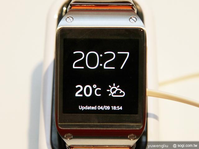 SAMSUNG GALAXY Gear智慧手錶動手玩【IFA 2013】