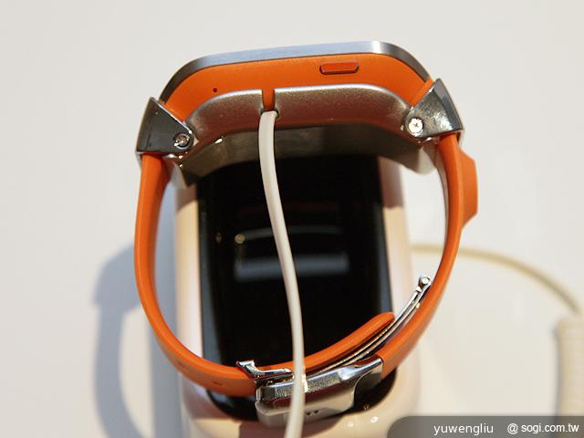 SAMSUNG GALAXY Gear智慧手錶動手玩【IFA 2013】