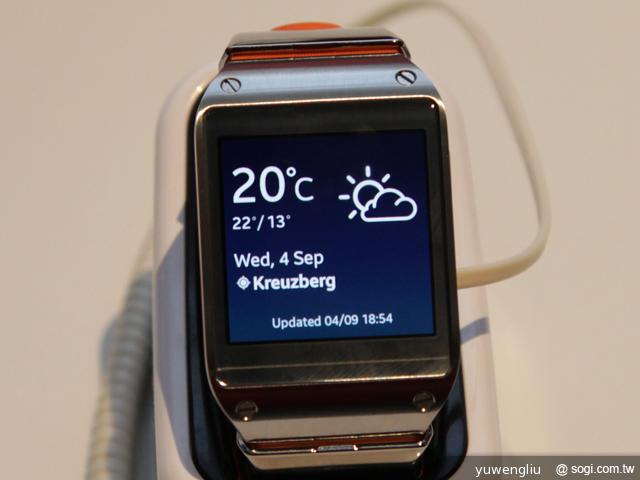 SAMSUNG GALAXY Gear智慧手錶動手玩【IFA 2013】