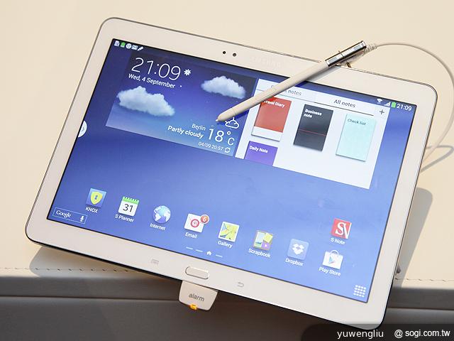 2014版SAMSUNG Note 10.1平板發表 更薄更強捍【IFA 2013】