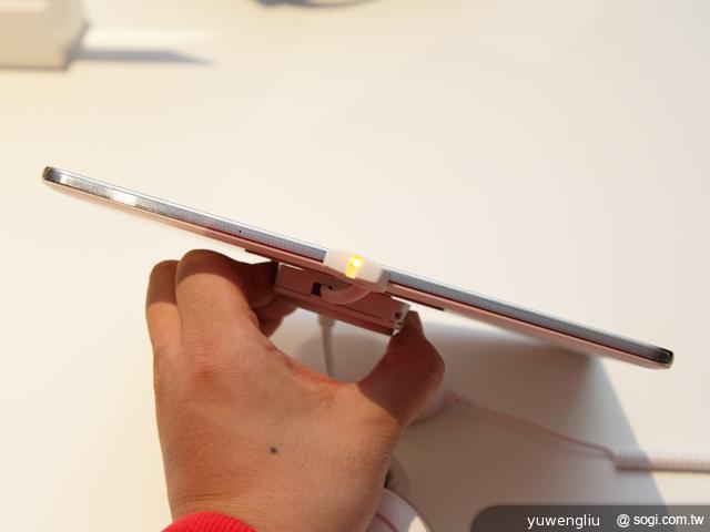 2014版SAMSUNG Note 10.1平板發表 更薄更強捍【IFA 2013】