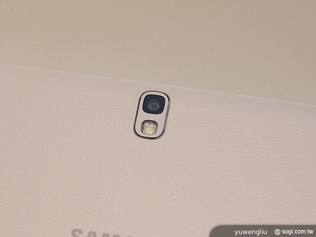 2014版SAMSUNG Note 10.1平板發表 更薄更強捍【IFA 2013】
