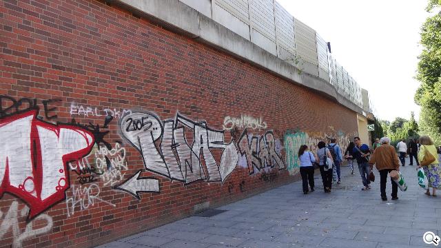 Sony DSC-QX10外掛鏡頭 德國實拍速測【IFA 2013】