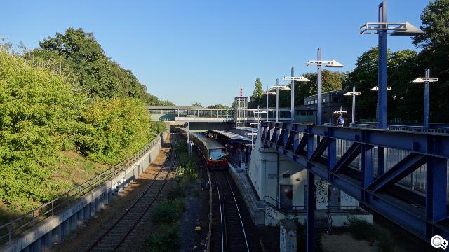 Sony DSC-QX10外掛鏡頭 德國實拍速測【IFA 2013】