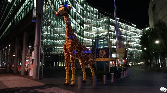 Sony DSC-QX10外掛鏡頭 德國實拍速測【IFA 2013】