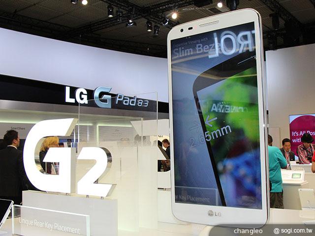 柏林電子展 樂金力推旗艦手機LG G2【IFA 2013】