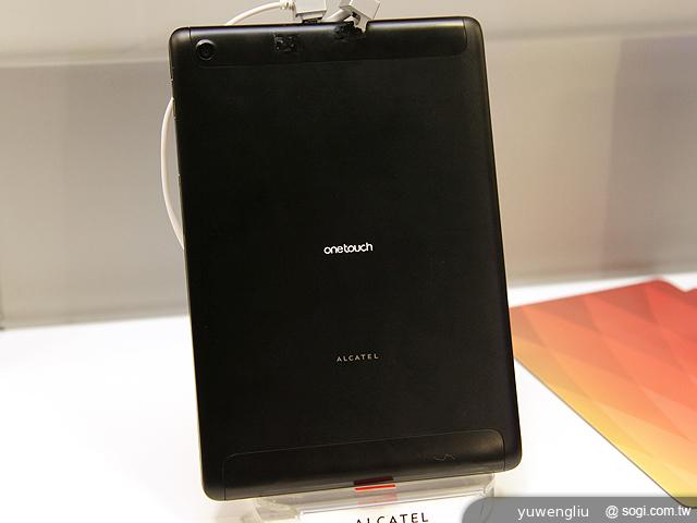 Alcatel Hero、Evo 8HD等5款OneTouch新機動手玩【IFA 2013】