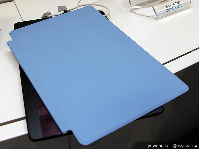 Alcatel Hero、Evo 8HD等5款OneTouch新機動手玩【IFA 2013】