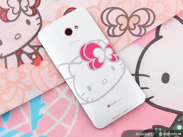 HTC Butterfly s Hello Kitty凱蒂貓甜美來襲